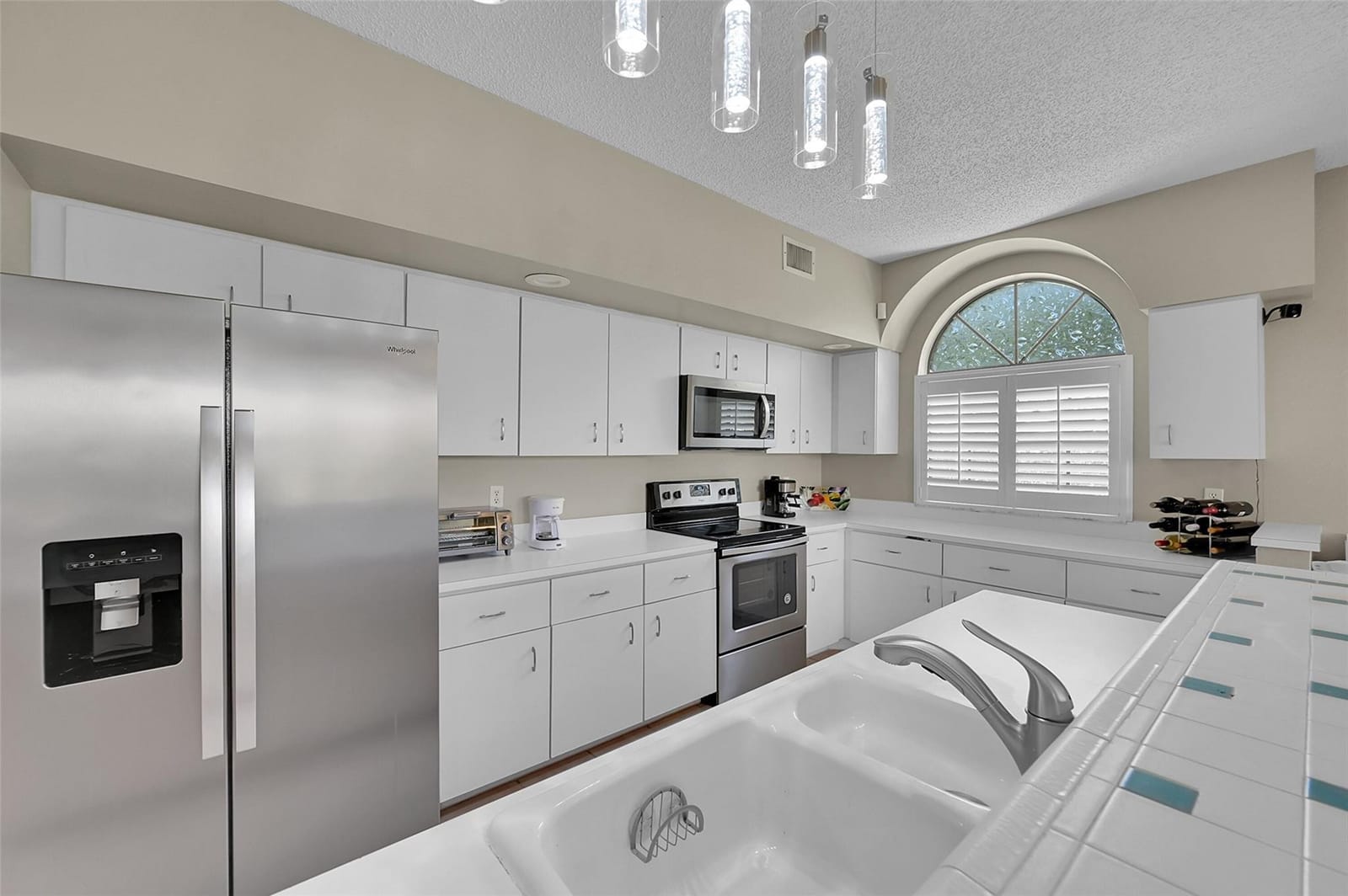 8049 Aberdeen Drive 101, Boynton Beach, FL 33472 photo 6