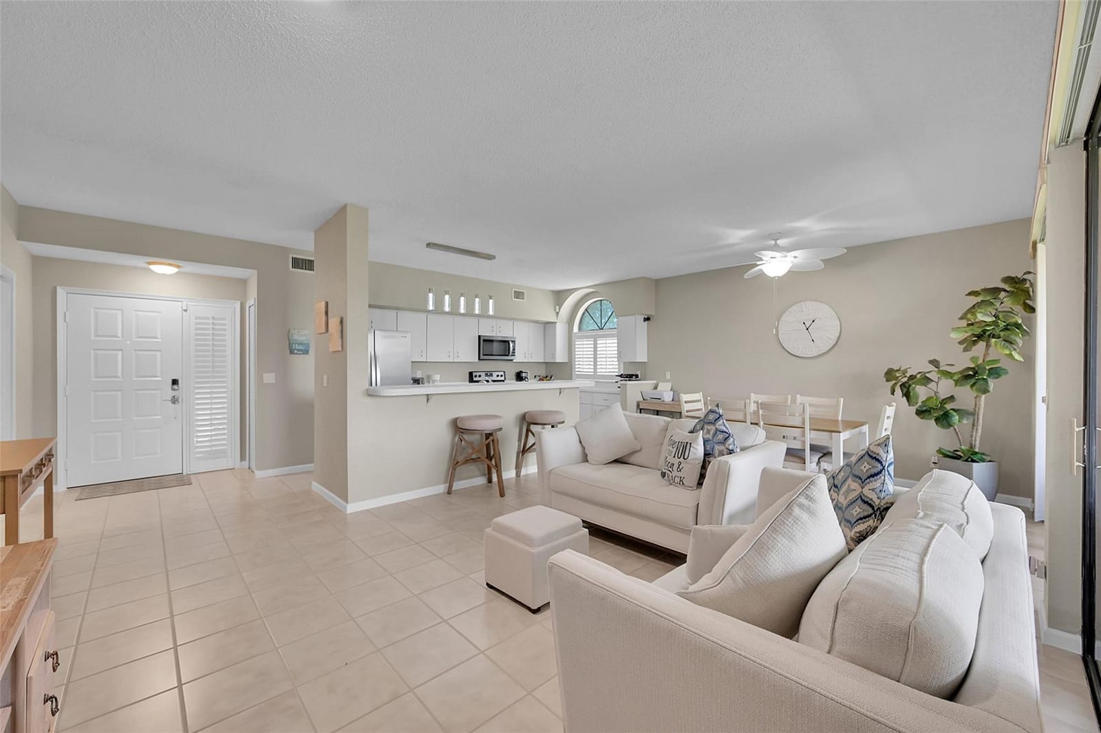 8049 Aberdeen Drive 101, Boynton Beach, FL 33472 photo 9