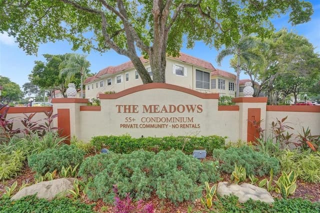 375 SW 56th Avenue 206, sold in Meadows Condo, Margate, FL