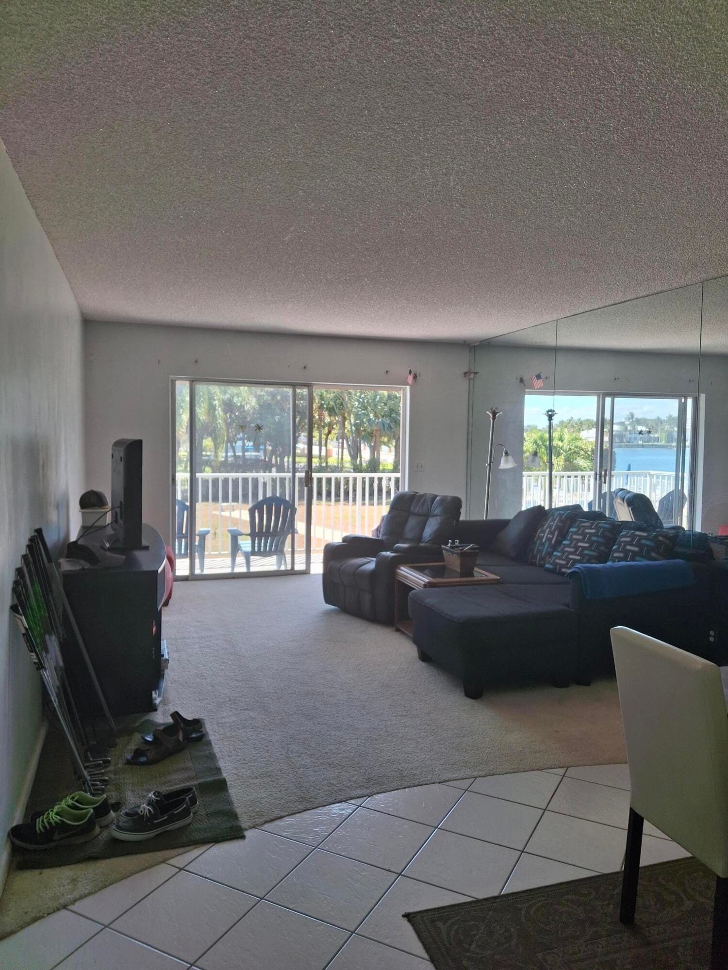 311 E Ocean Avenue 207, Lantana, FL 33462