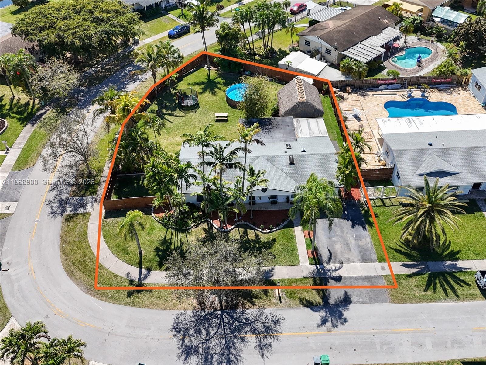 9000 SW 184th Terrace — photo 4