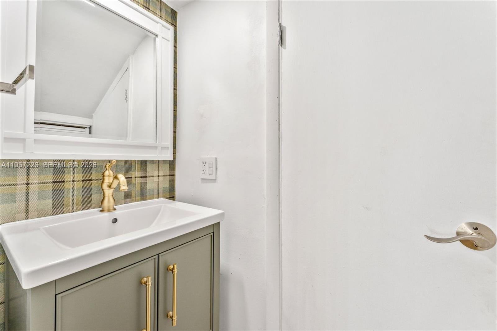 3951 Park Drive, Miami, FL 33133 photo 23