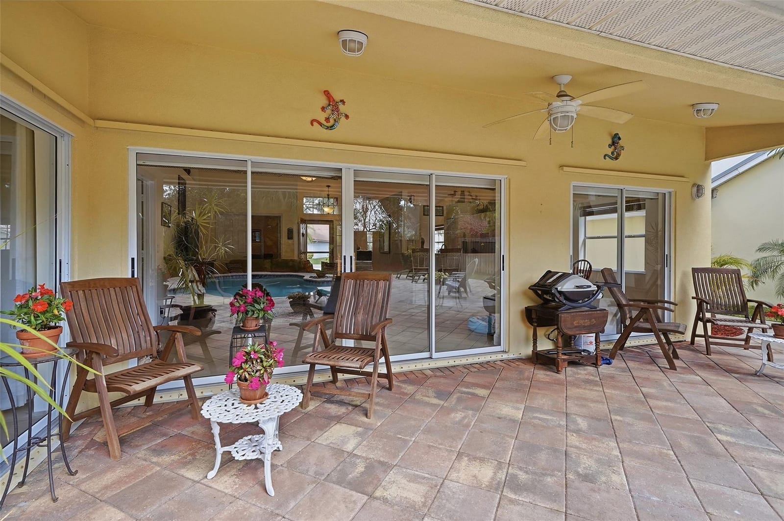 3800 Riverside Way — photo 8