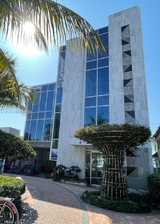 240 Commercial Boulevard, Lauderdale-By-The-Sea, FL 33308, Lauderdale By The Sea