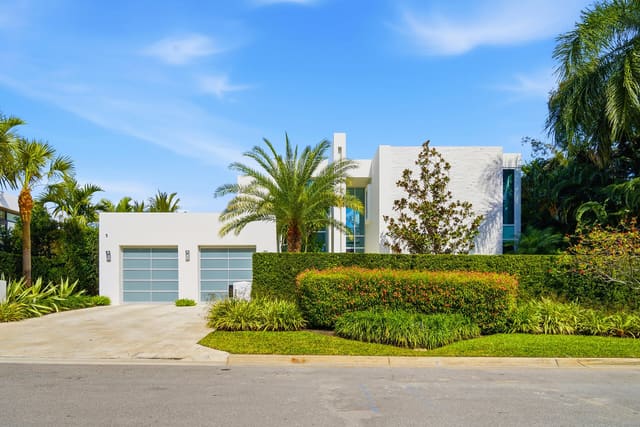 125 Churchill Road, sold in Ellamar, West Palm Beach, FL