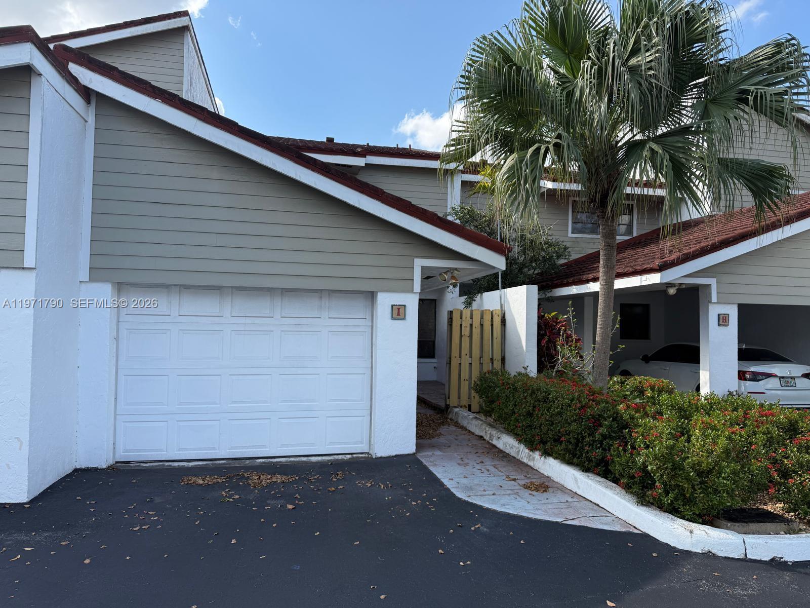 2700 N 34th Avenue I, Hollywood, FL 33021, Hollywood