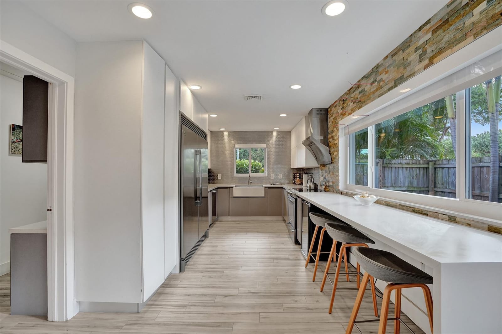 2111 N Ocean Boulevard — photo 12