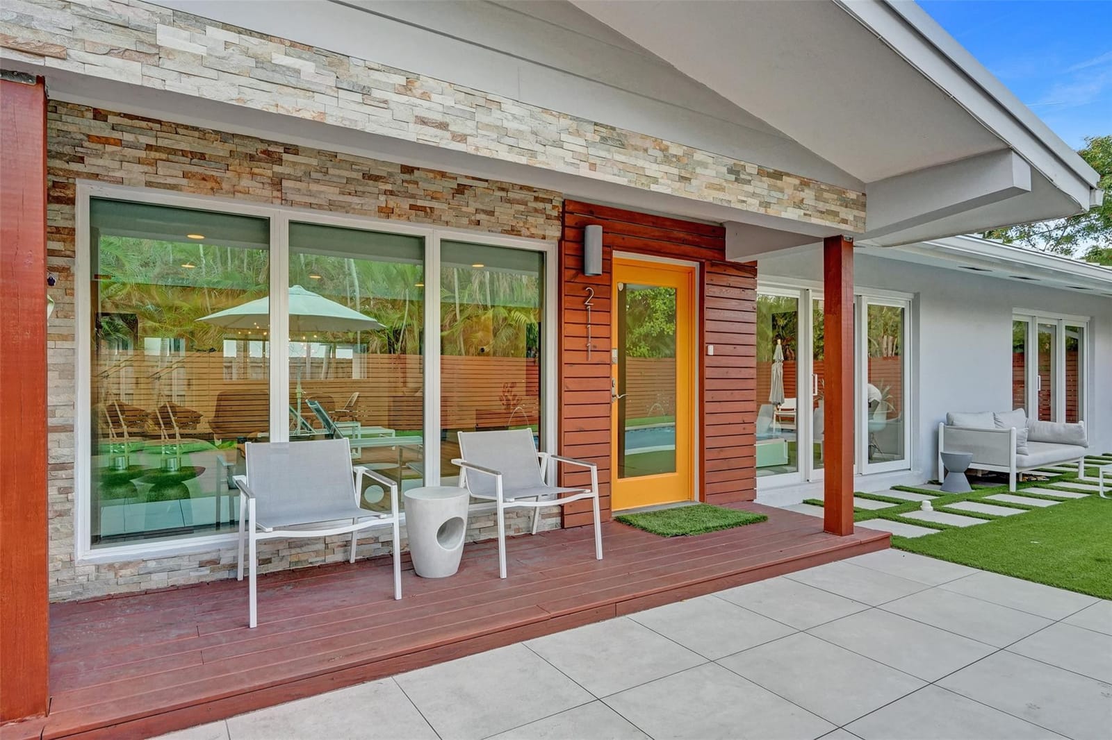 2111 N Ocean Boulevard — photo 4
