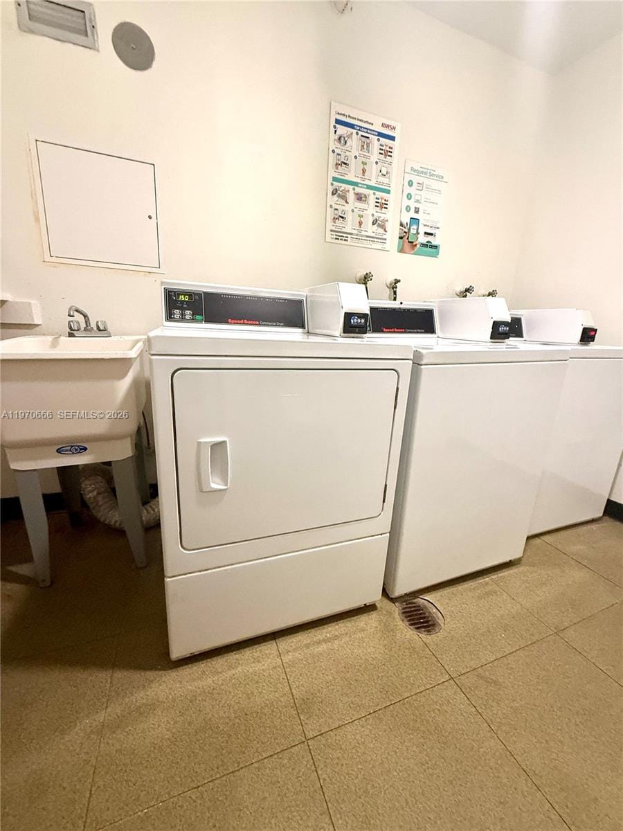 2150 Sans Souci Boulevard B811, North Miami, FL 33181 photo 22