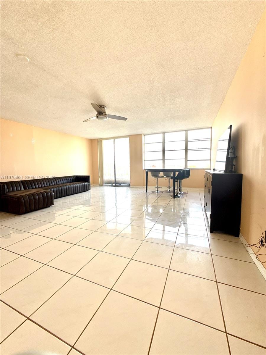 2150 Sans Souci Boulevard B811, North Miami, FL 33181 photo 4