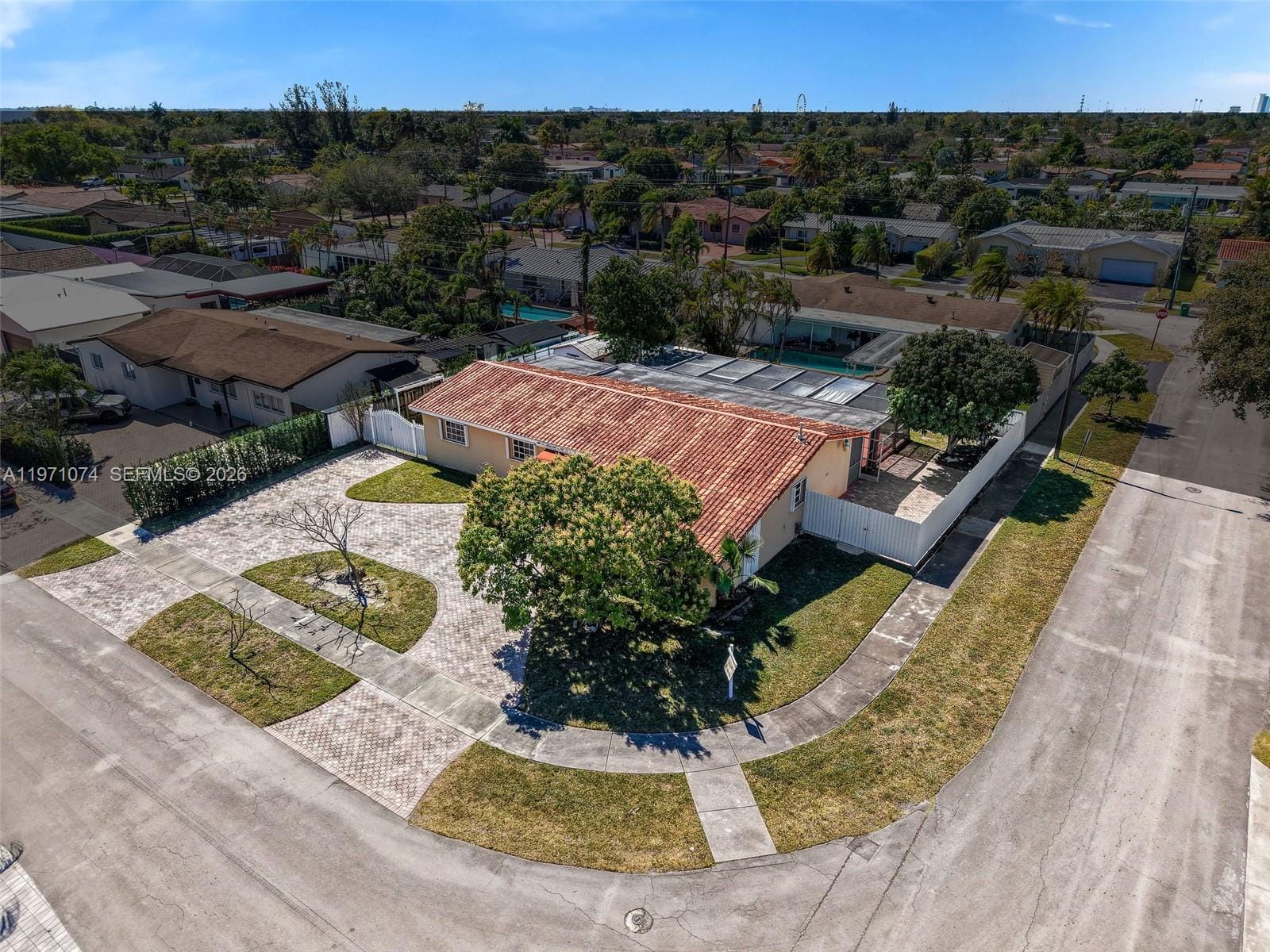 1630 SW 98th Court, Miami, FL 33165 photo 29
