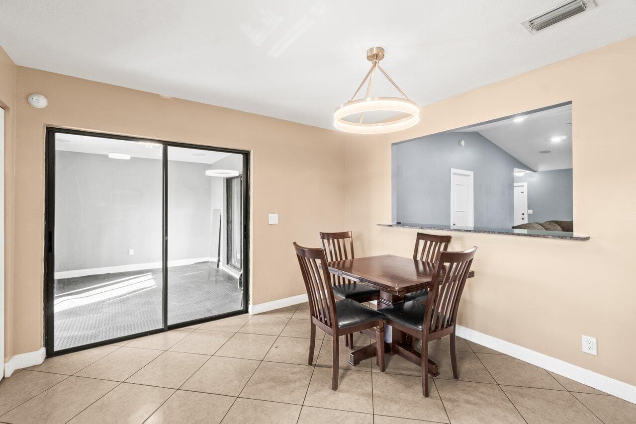 5734 Lincoln Circle E, Greenacres, FL 33463 photo 14