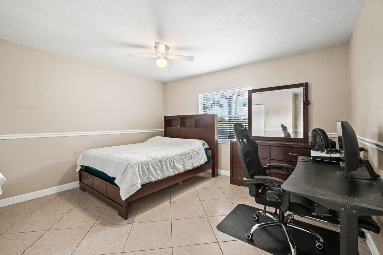 5734 Lincoln Circle E, Greenacres, FL 33463 photo 17