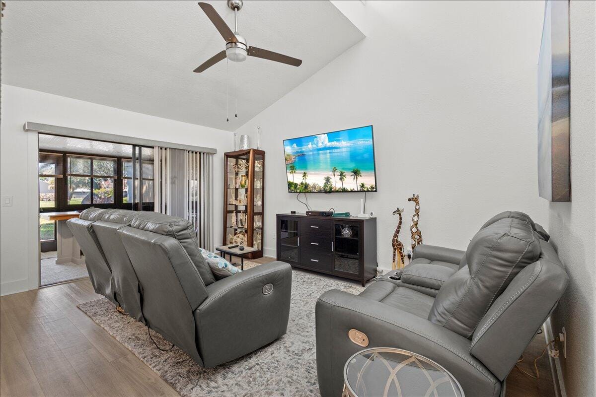 1652 SW Crossing Circle, Palm City, FL 34990