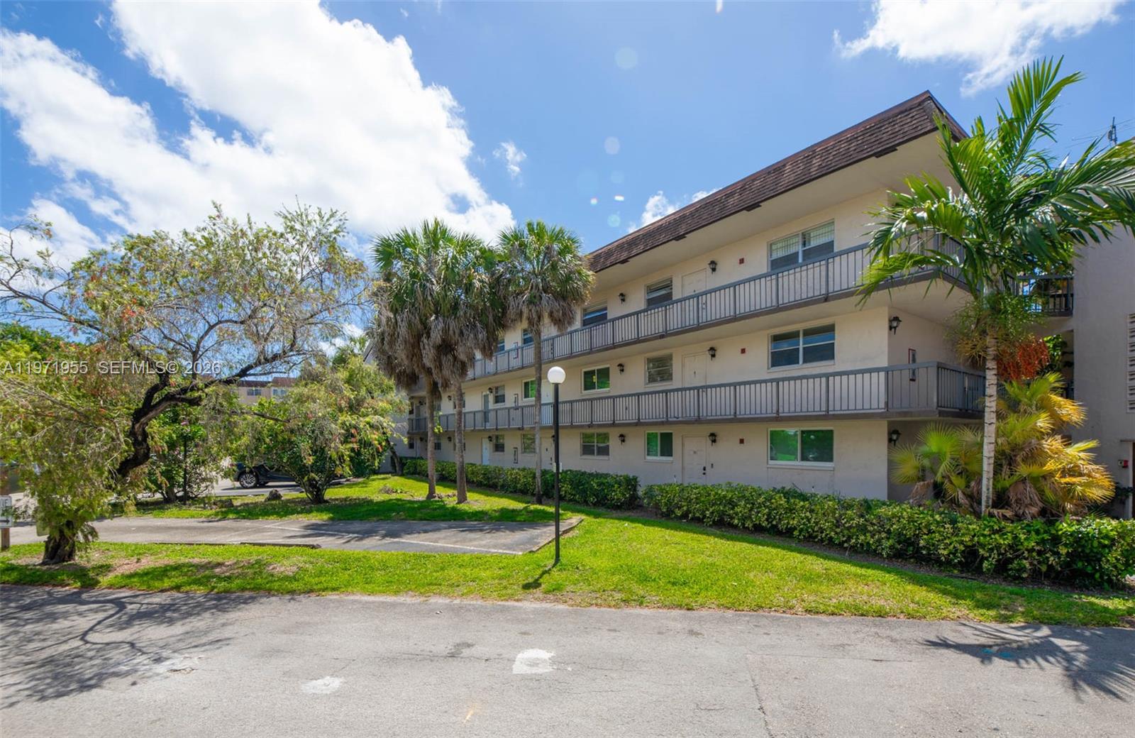 7450 NW 17th Street 205, Plantation, FL 33313, Plantation