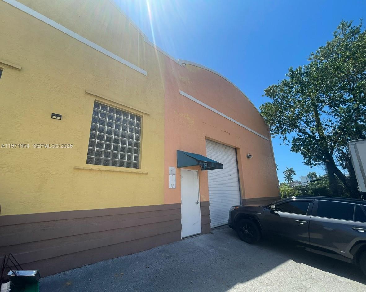 212 N Federal Highway, FL 33004, Dania Beach