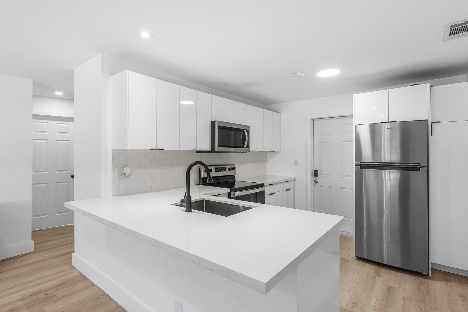 950 NE 23rd Place, Pompano Beach, FL 33064 photo 11