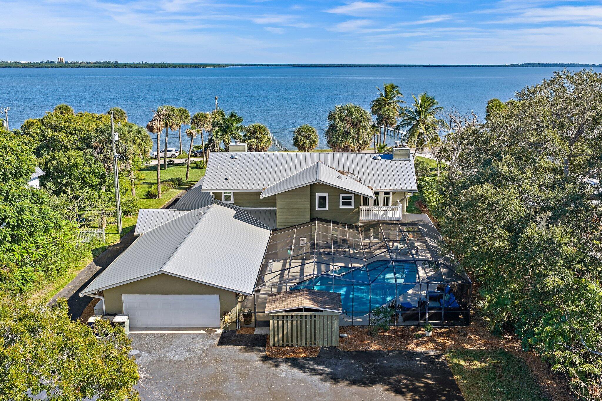 2315 S Indian River Drive — photo 3