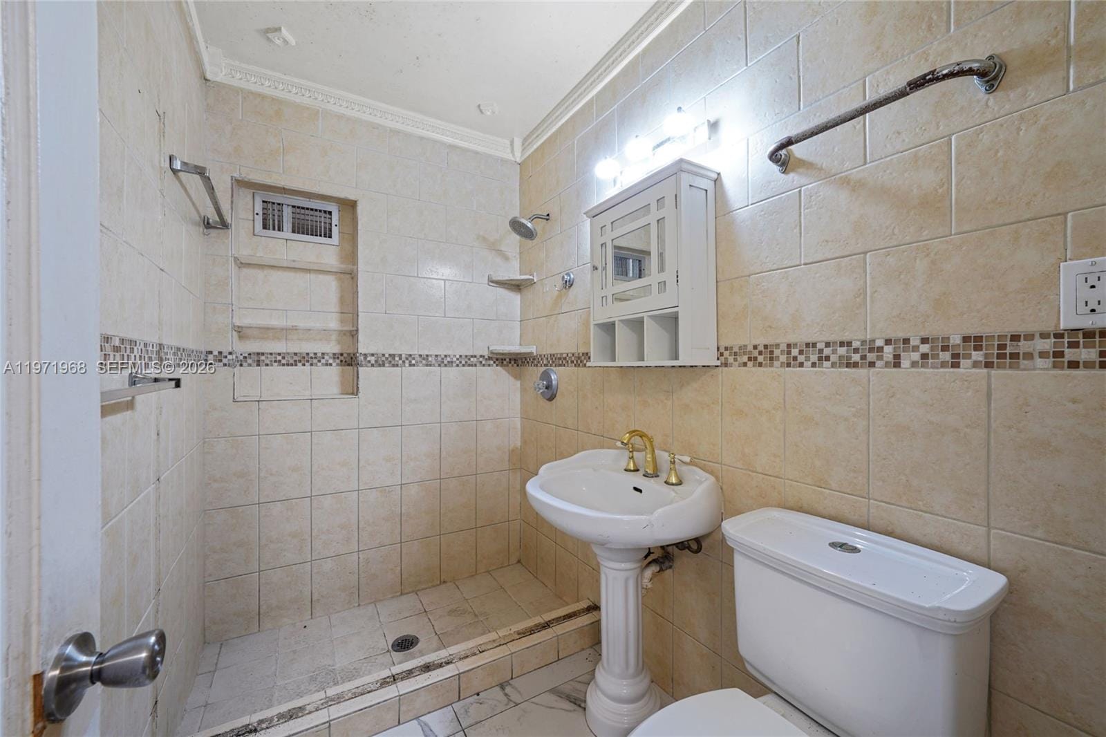 840 E 17th Street, Hialeah, FL 33010 photo 7