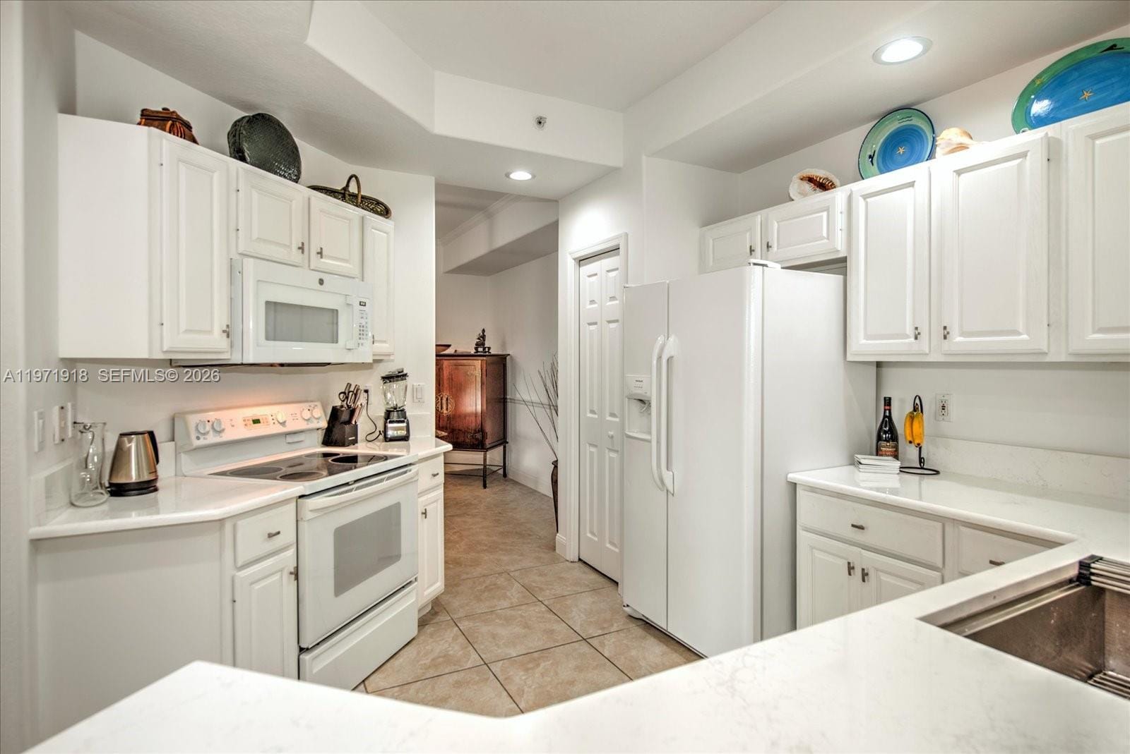 8385 Whisper Trace Lane 104, Naples, FL 34114 photo 11