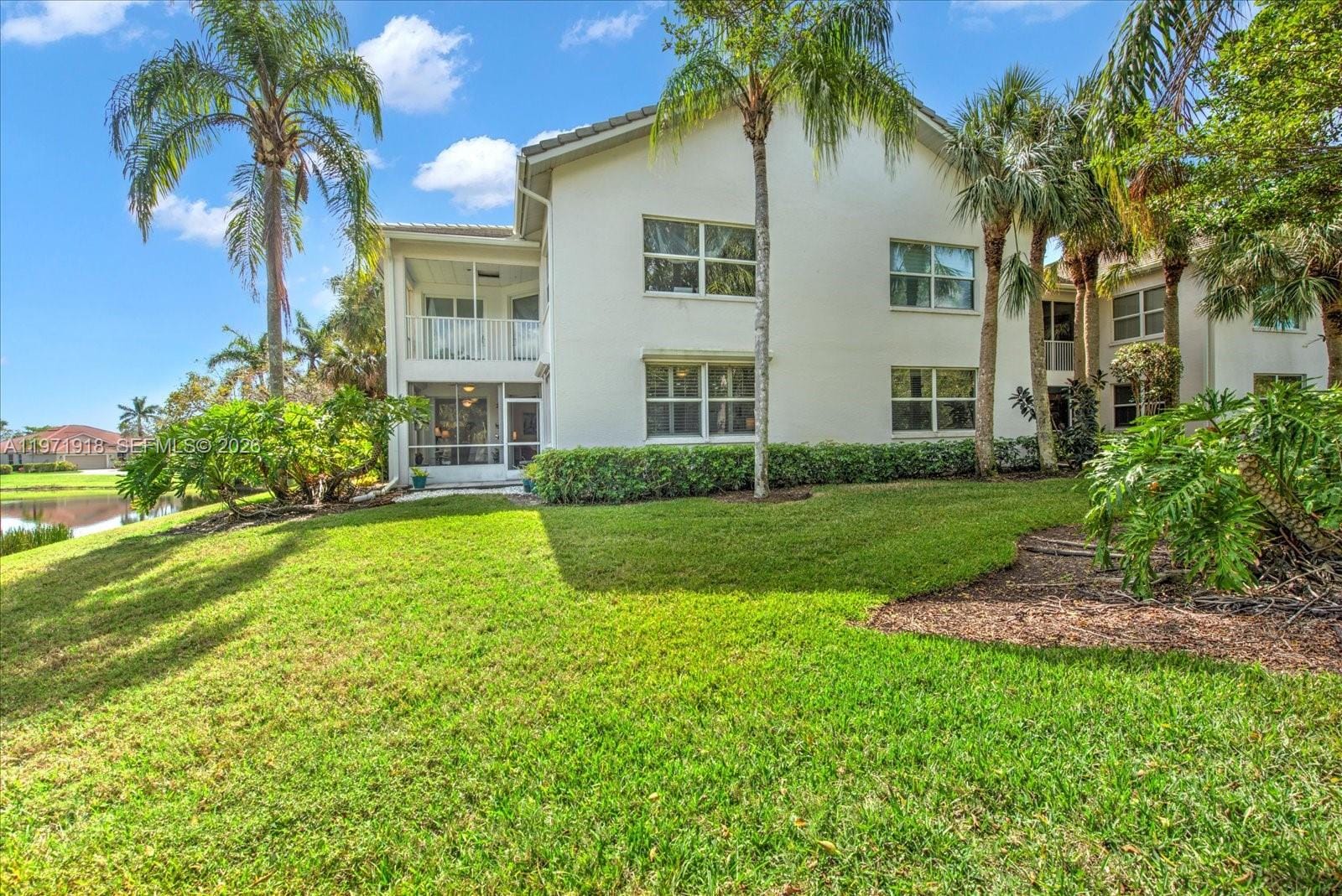 8385 Whisper Trace Lane 104, Naples, FL 34114 photo 3
