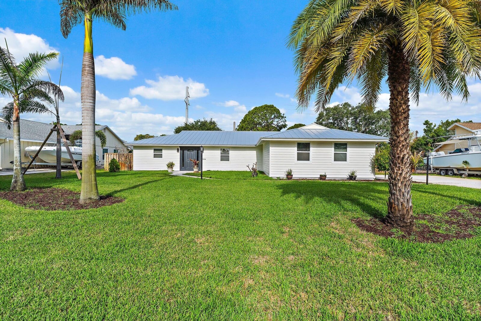5883 Set N Sun Place, Jupiter, FL 33458 photo 2