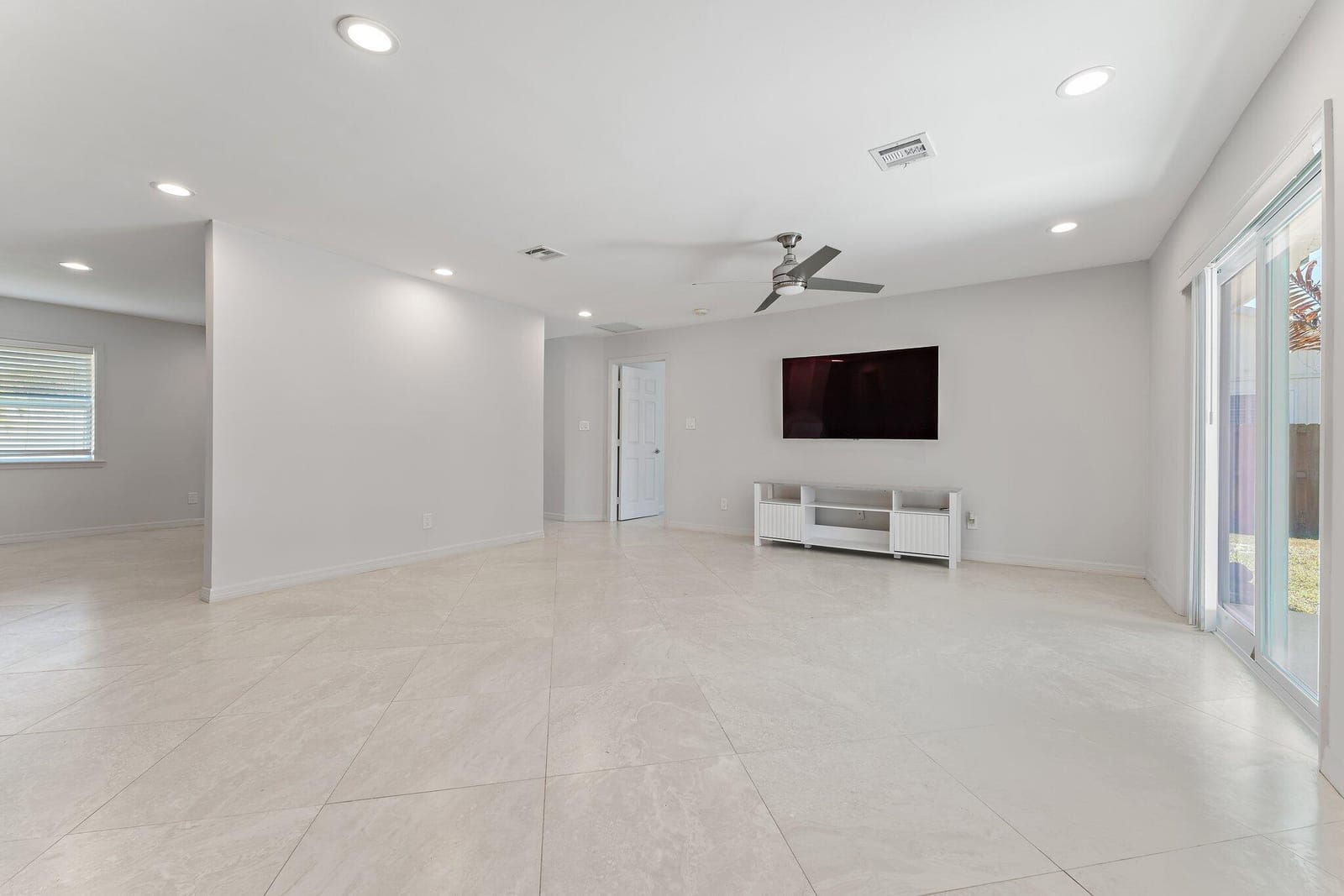 5883 Set N Sun Place, Jupiter, FL 33458 photo 12