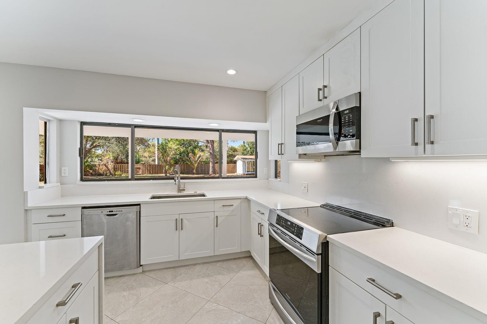 5883 Set N Sun Place, Jupiter, FL 33458 photo 19