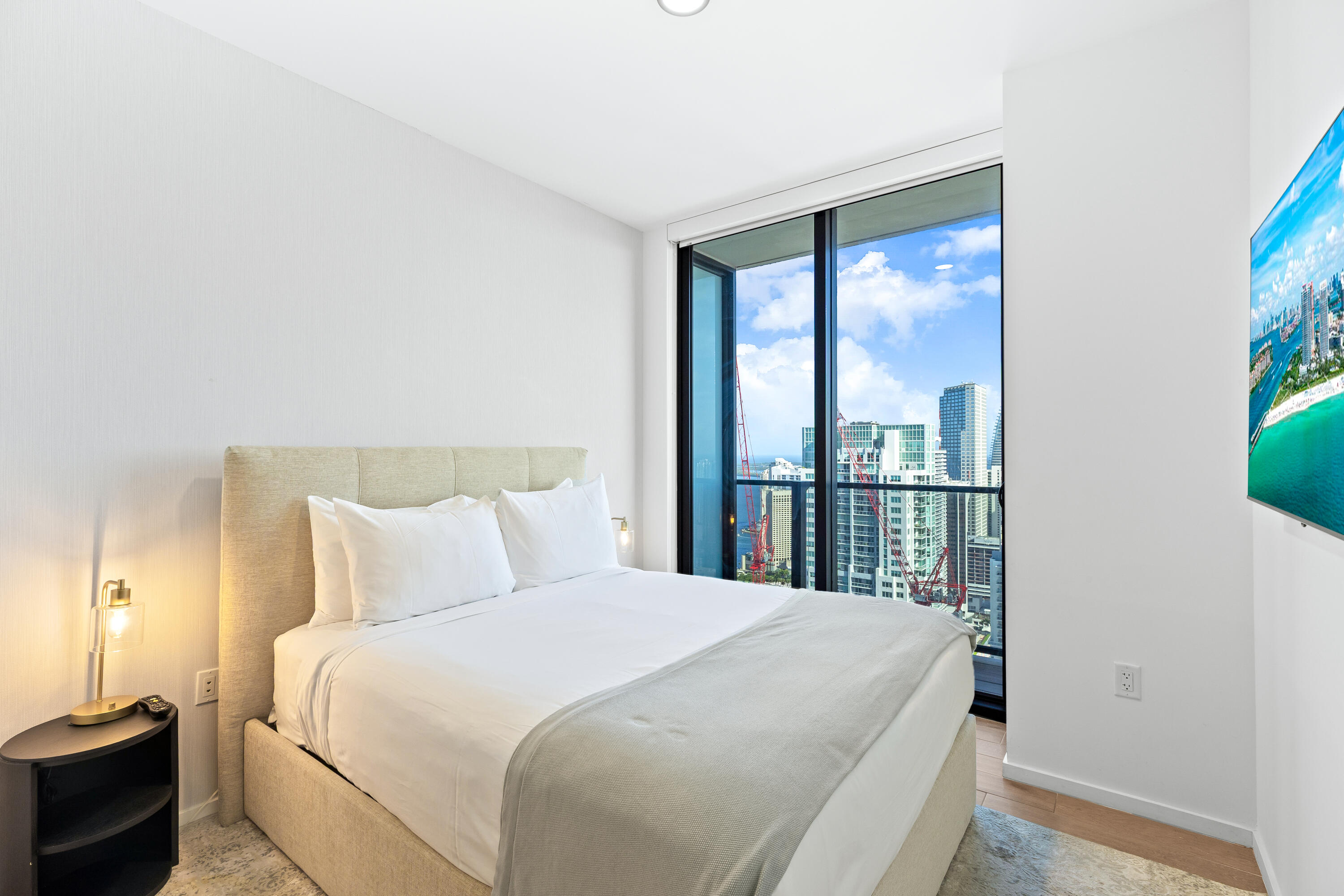 398 NE 5th Street 4618, Miami, FL 33132 photo 30