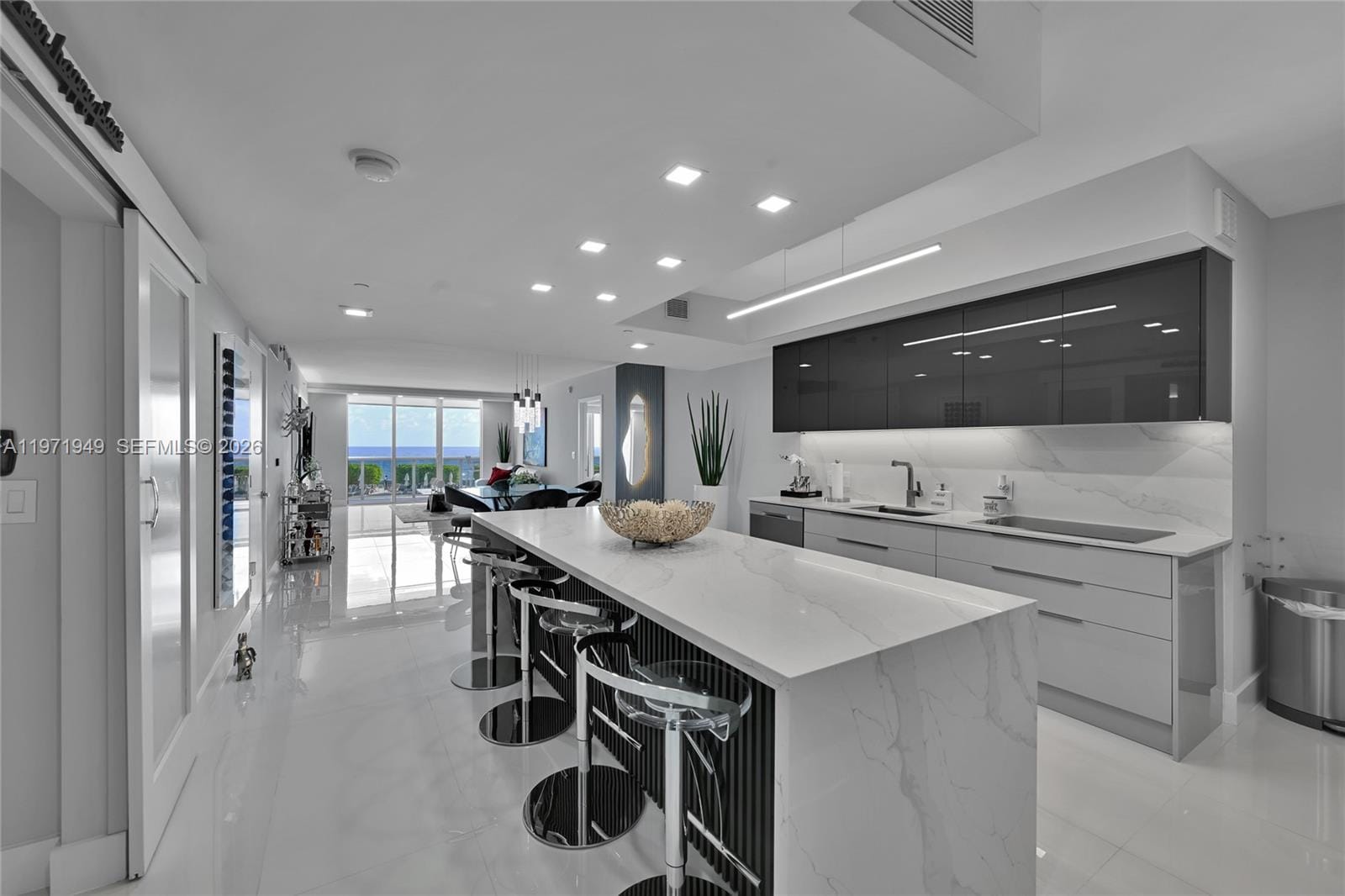 1800 S Ocean Drive 803, Hallandale Beach, FL 33009