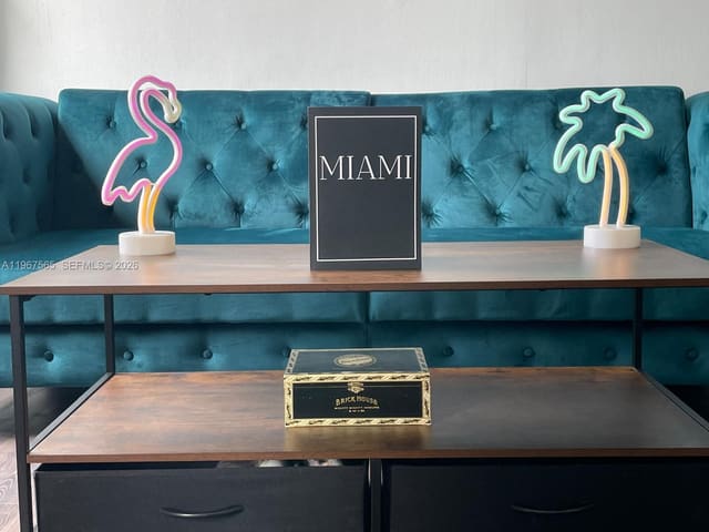 710 Washington Avenue 503, sold in Hampton On Washington Av, Miami Beach, FL