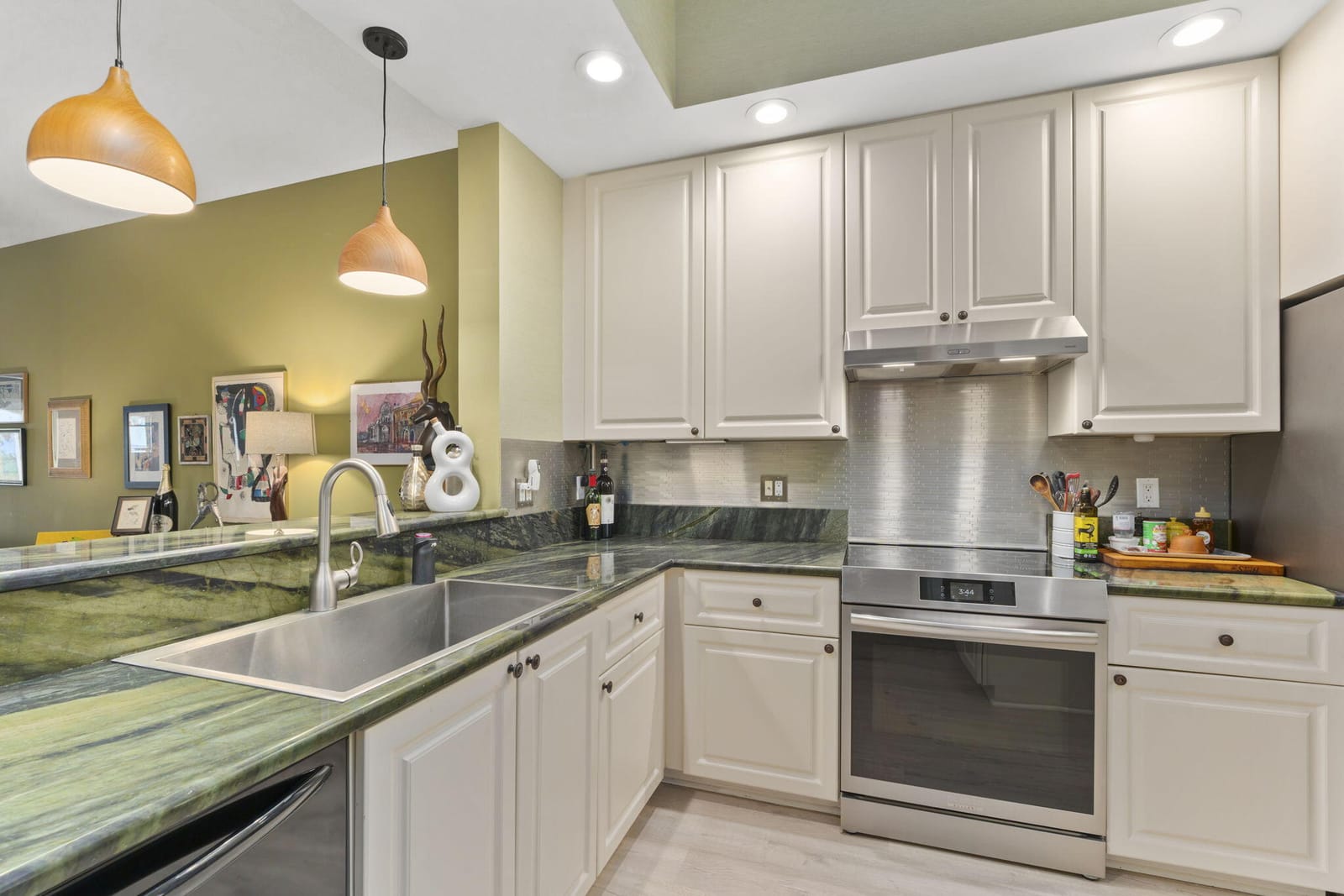 25 Harbour Isle Drive W 101, Fort Pierce, FL 34949 photo 14
