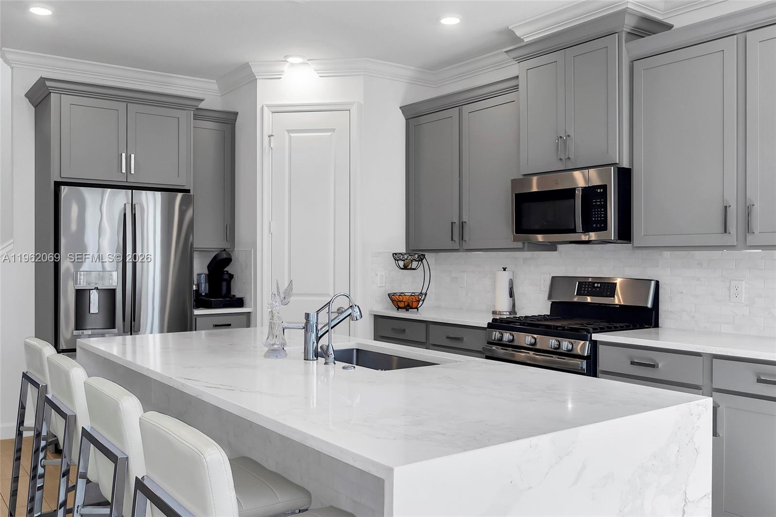 1600 Wandering Willow Way — photo 6