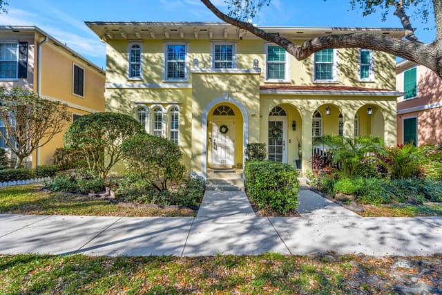 175 Farmingdale Drive, sold in Cambridge At Abacoa, Jupiter, FL