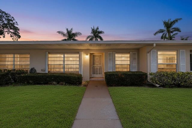 8616 Chevy Chase Drive, Boca Raton, FL 33433