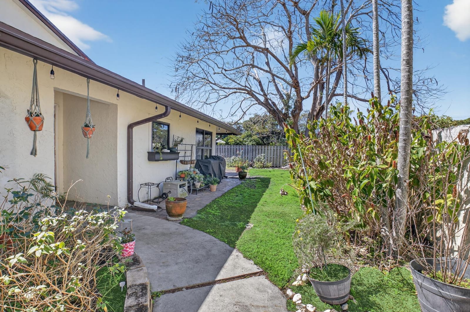 504 SW 29th Avenue 504 — photo 2