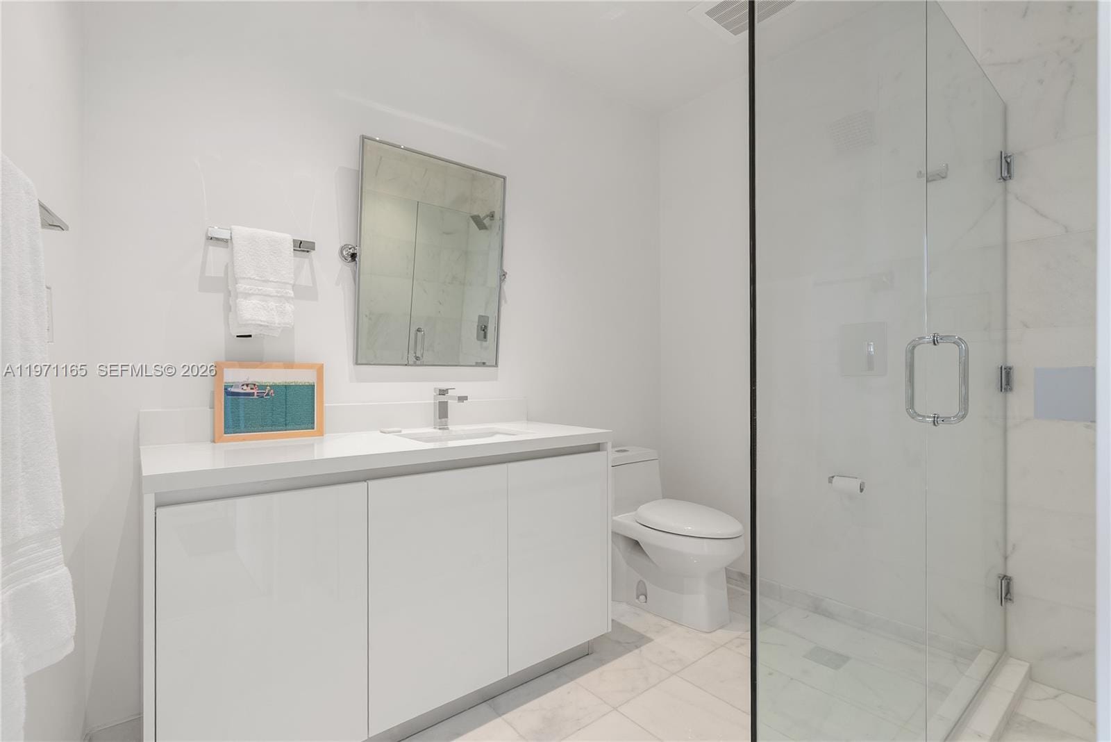 801 S Pointe Drive 204, Miami Beach, FL 33139 photo 14