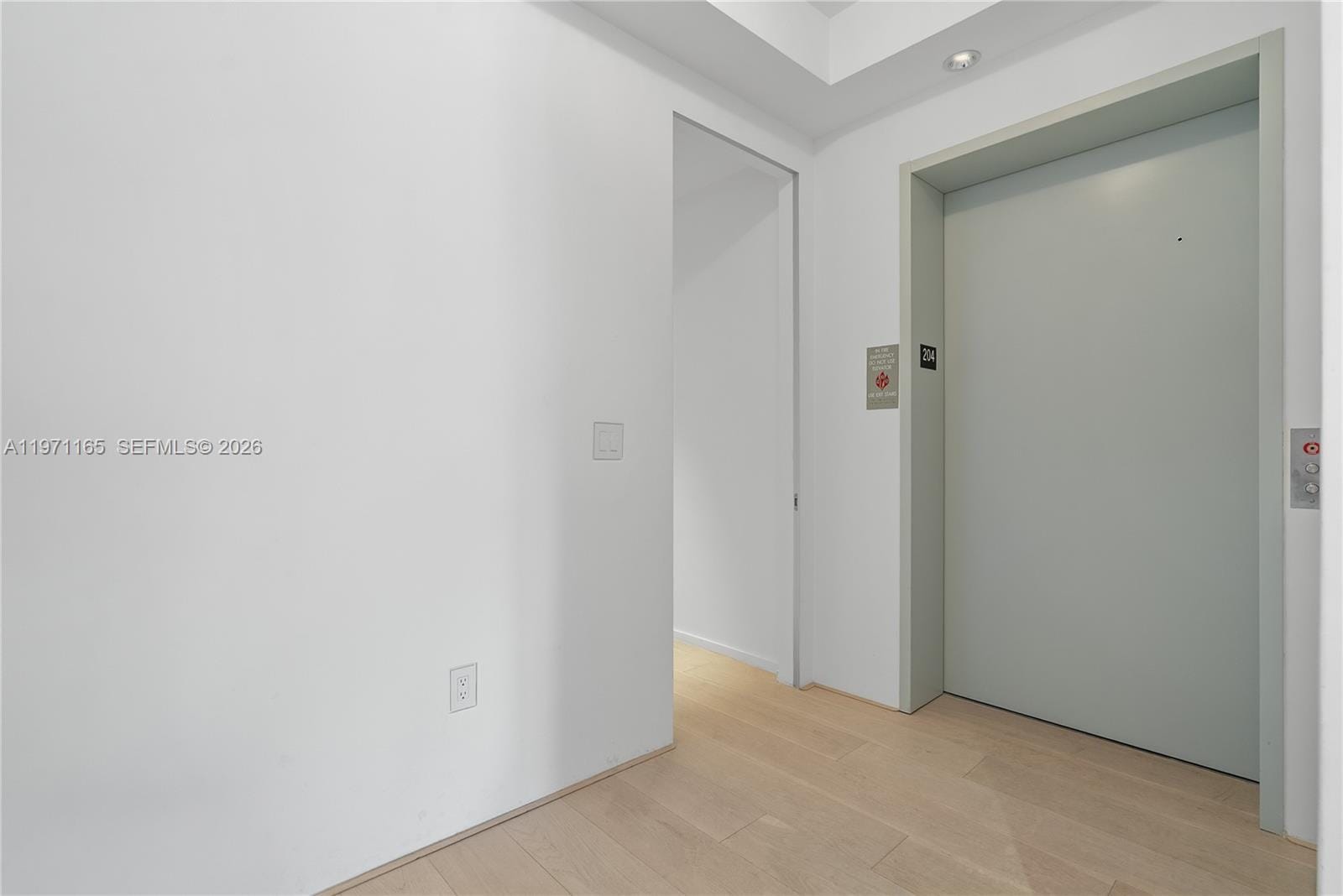 801 S Pointe Drive 204, Miami Beach, FL 33139 photo 20