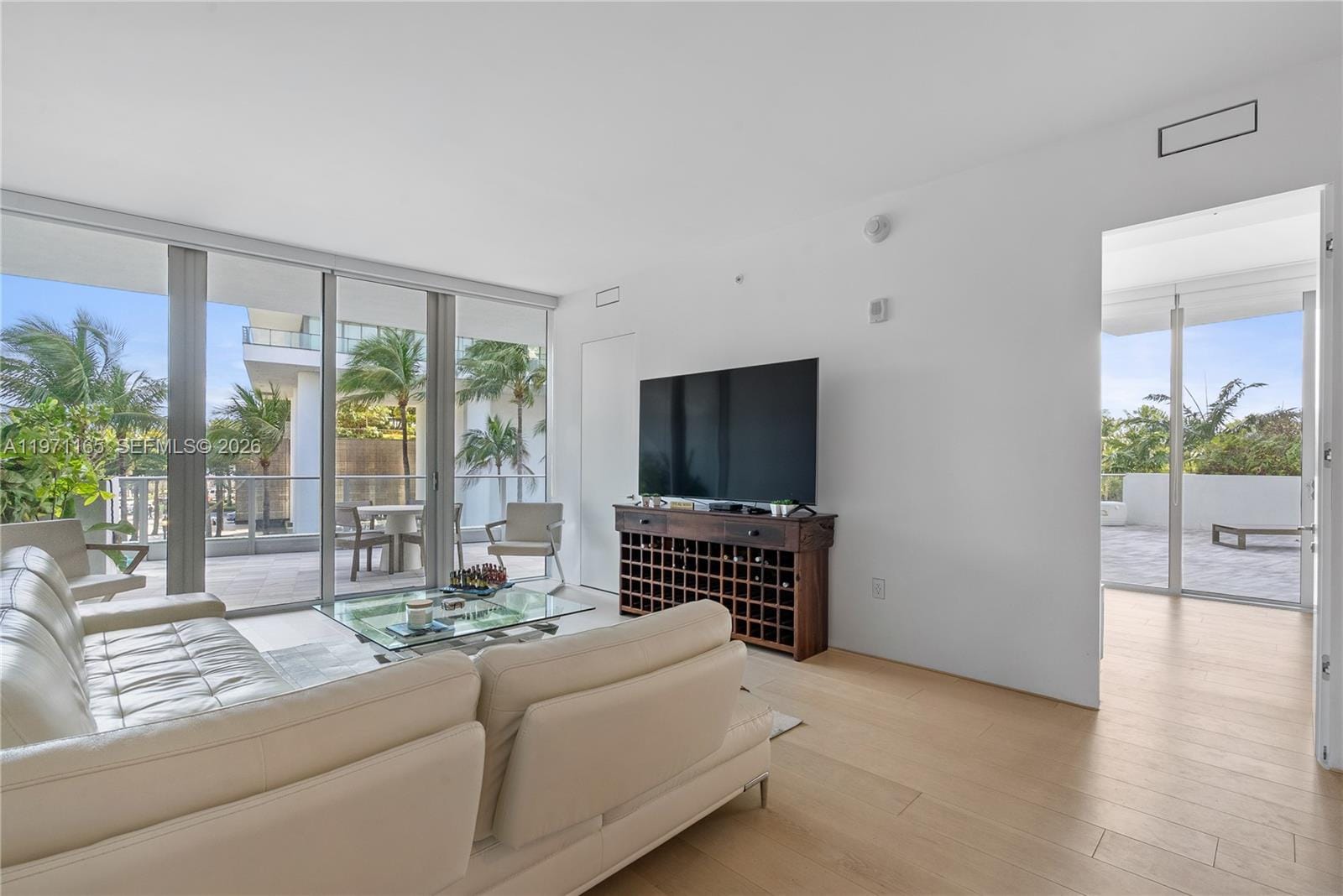 801 S Pointe Drive 204, Miami Beach, FL 33139 photo 3