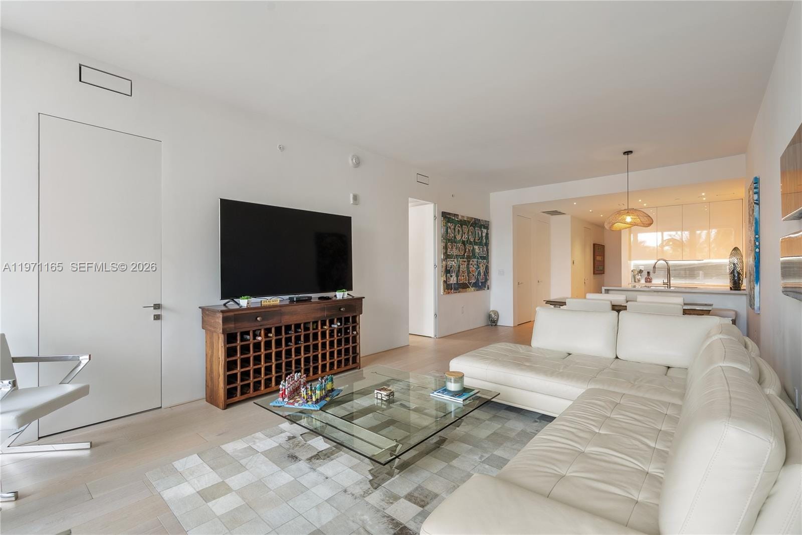 801 S Pointe Drive 204, Miami Beach, FL 33139 photo 4