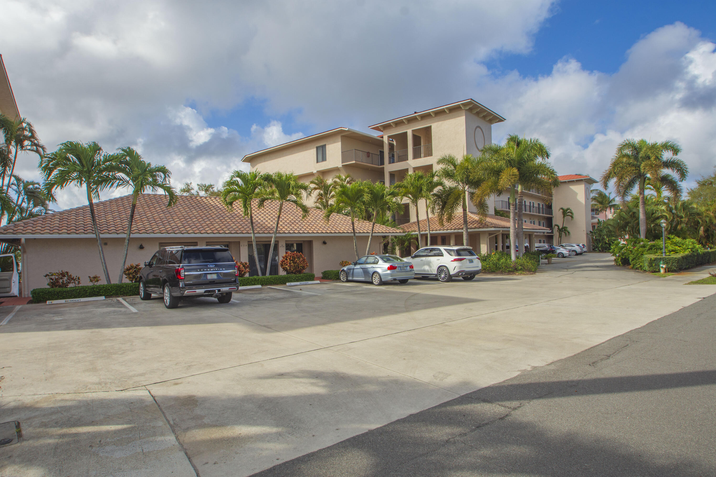 624 SW St. Lucie Crescent 206, Stuart, FL 34994, Stuart