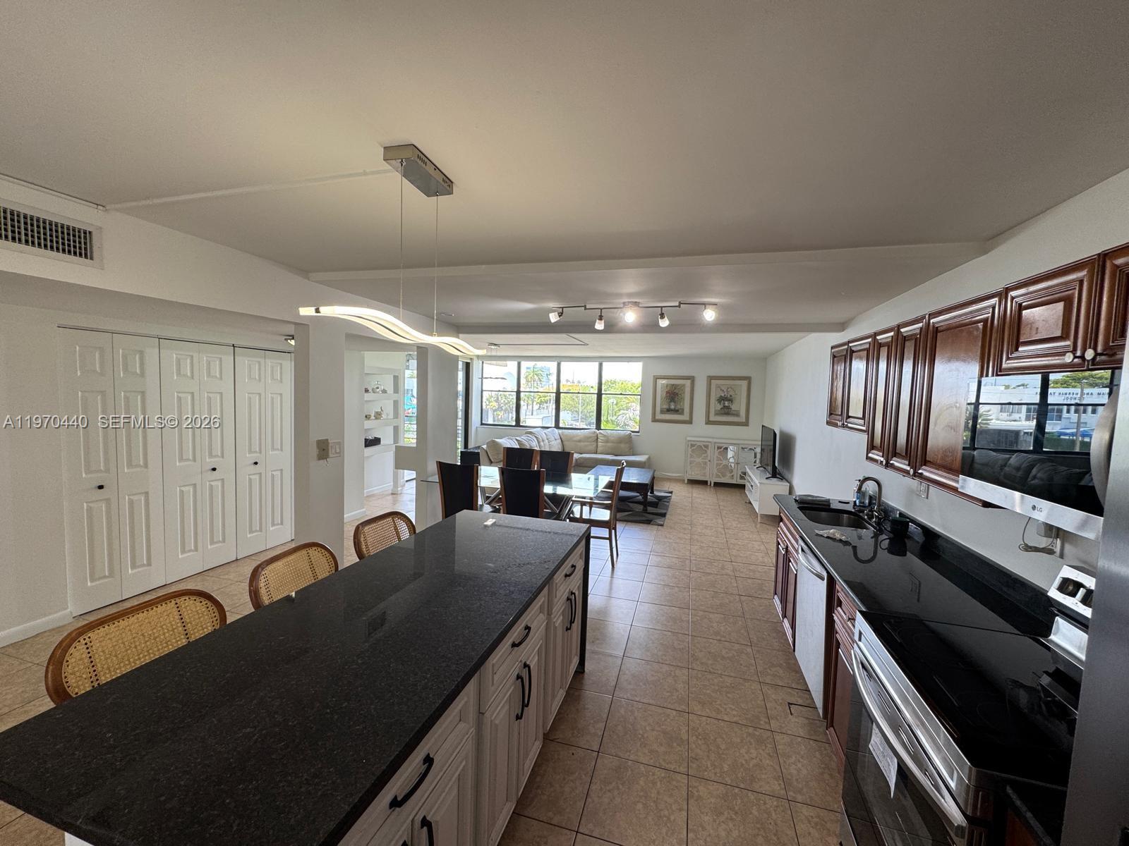 20381 NE 30th Avenue 3247, Aventura, FL 33180, Aventura