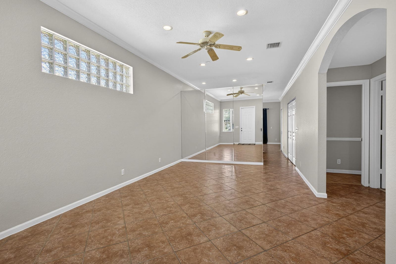 120 Prestige Drive — photo 6