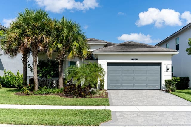 15210 Seaglass Terrace Lane, Delray Beach, FL 33446