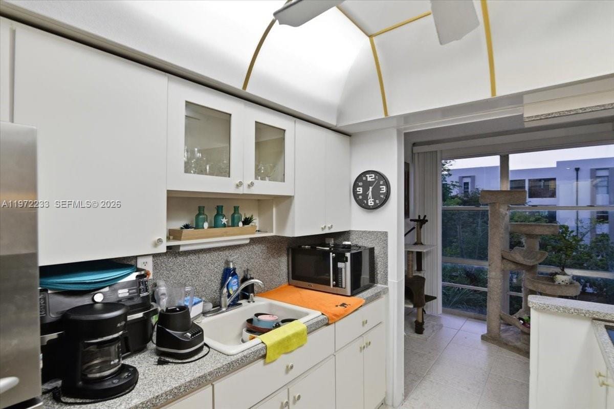 200 177th Drive 409, Sunny Isles Beach, FL 33160 photo 28