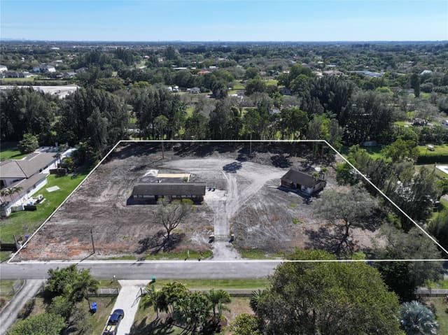 17330 SW 58 Street, sold in Rolling Oaks Estates, Southwest Ranches, FL
