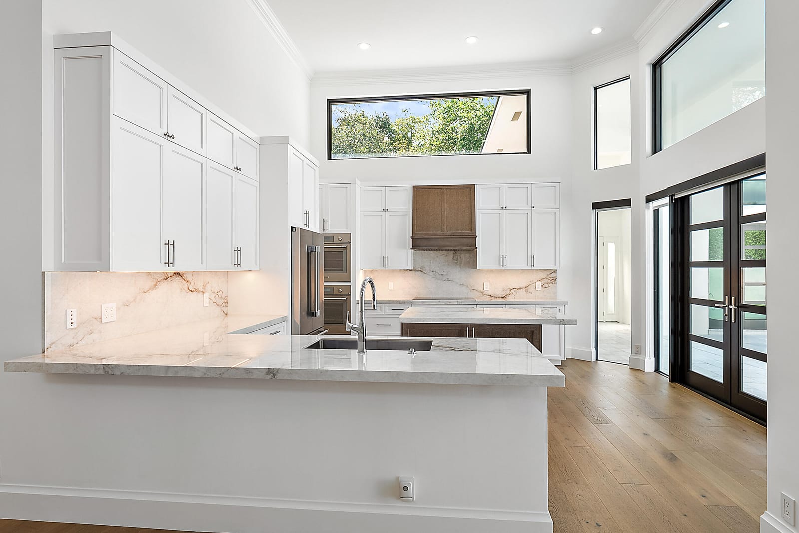108 Waters Edge Drive — photo 8