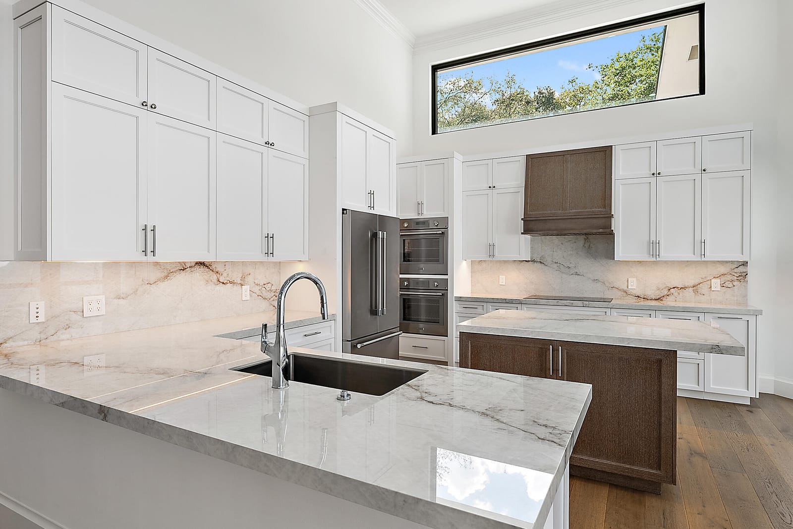 108 Waters Edge Drive — photo 9