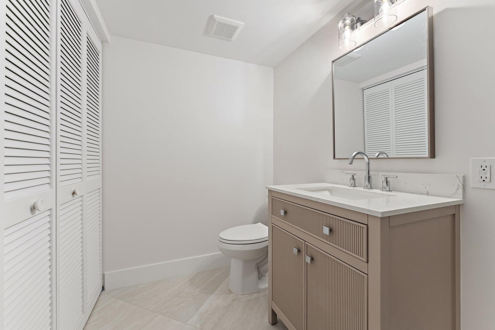 4270 Hazel Avenue B — photo 11