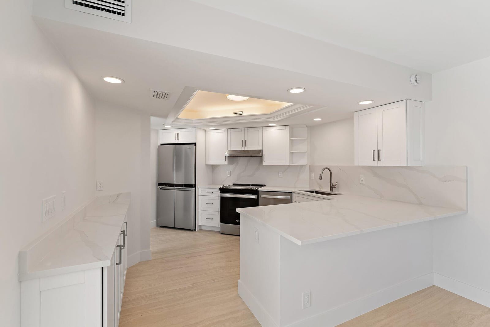 4270 Hazel Avenue B — photo 4